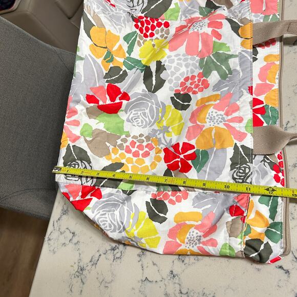 LeSportsac Tote Weekender Travel Bag Tan Straps White Multicolor Floral 18x13x7 - Picture 8 of 16